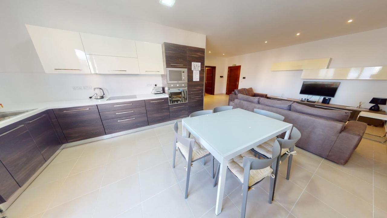 Spacious 2 Bedroom Apartment In Sliema Buitenkant foto