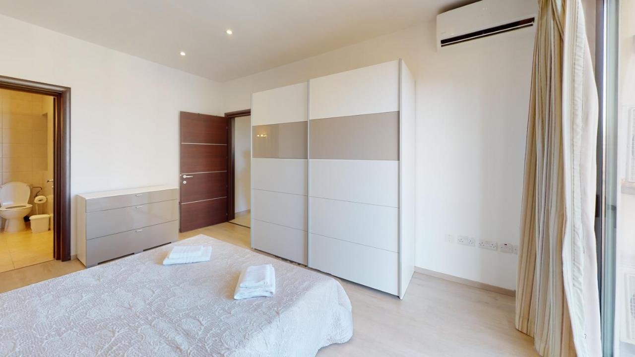 Spacious 2 Bedroom Apartment In Sliema Buitenkant foto